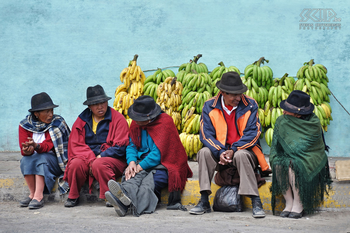 Saquisili - markt Kleurrijke mensen op de markt van Saquisili in Ecuador. Stefan Cruysberghs